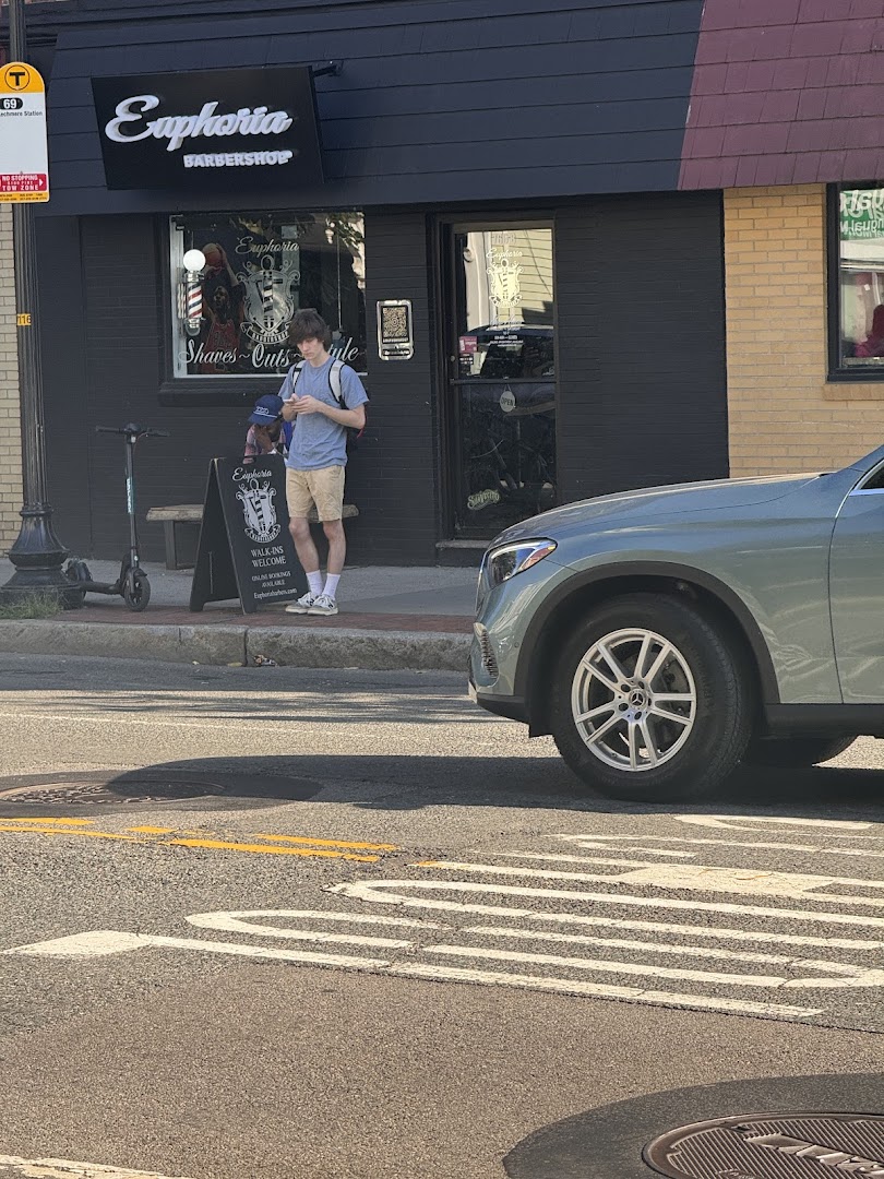 Shape-Ups & Line-Ups at Euphoria Barbershop Cambridge MA